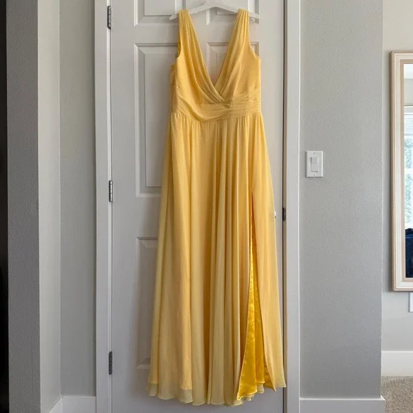 Ieena for Mac Duggal 55793 Buttercup Yellow Chiffon A-Line Gown Slit NWT Size 20